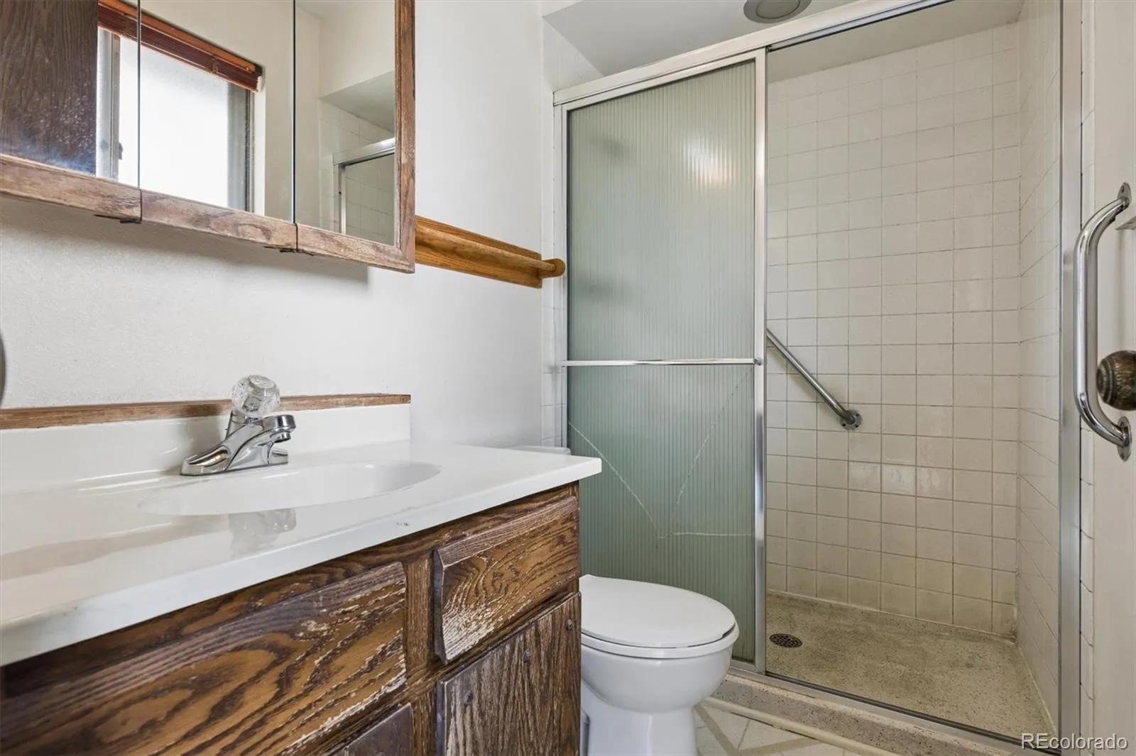 04152026235235 1600 12