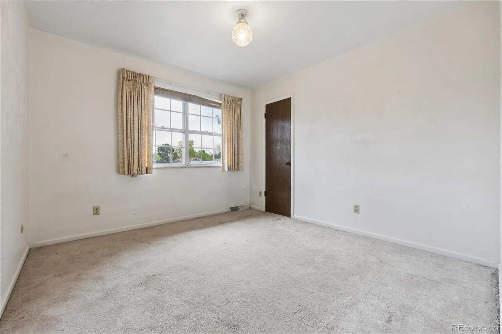 04152026235235 1600 17