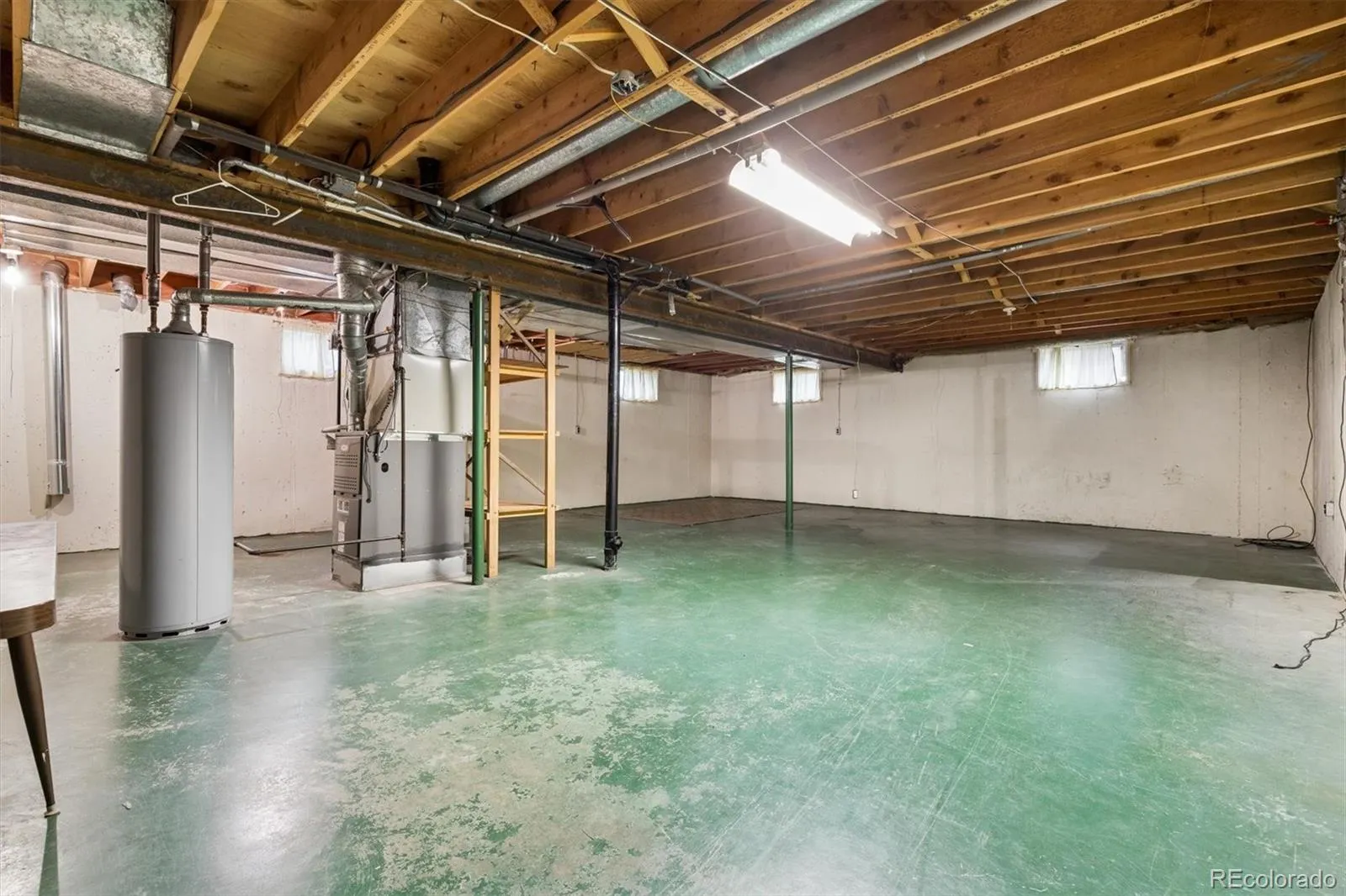 04152026235235 1600 22