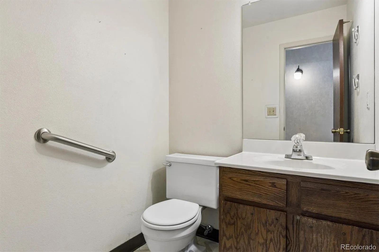 04152026235235 1600 9