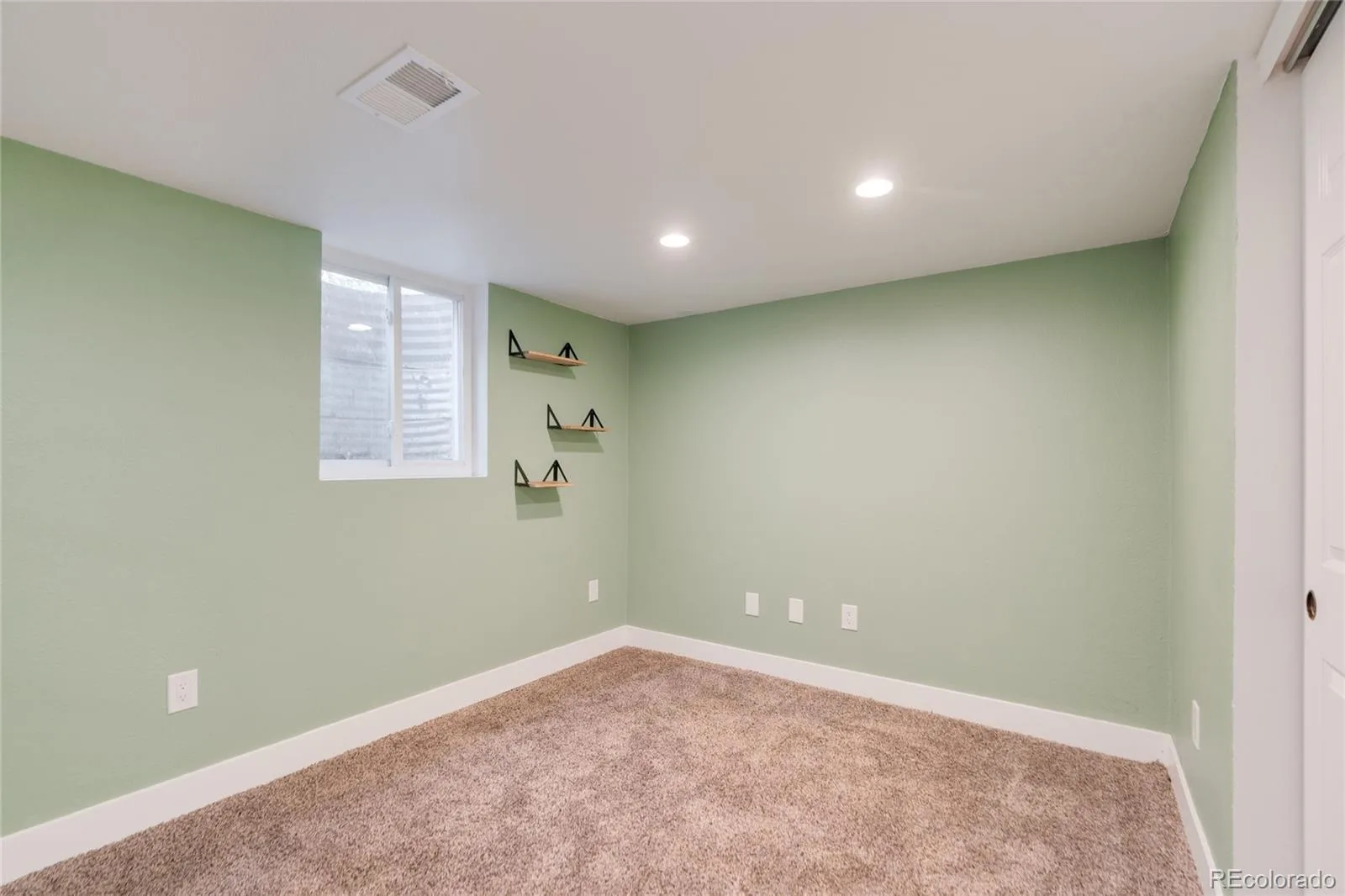 7610 W 24th Avenue Denver CO 80214 | MLS #REC8488388 08292026032727 1600 23