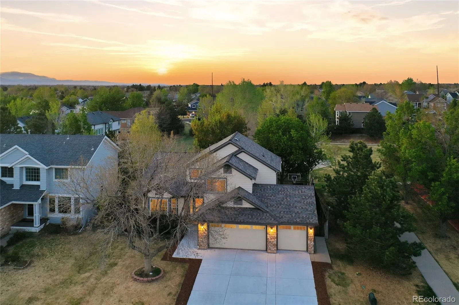 19095 E Progress Avenue Centennial CO 80015 MLS #REC8490518 04242026185055 1600 46