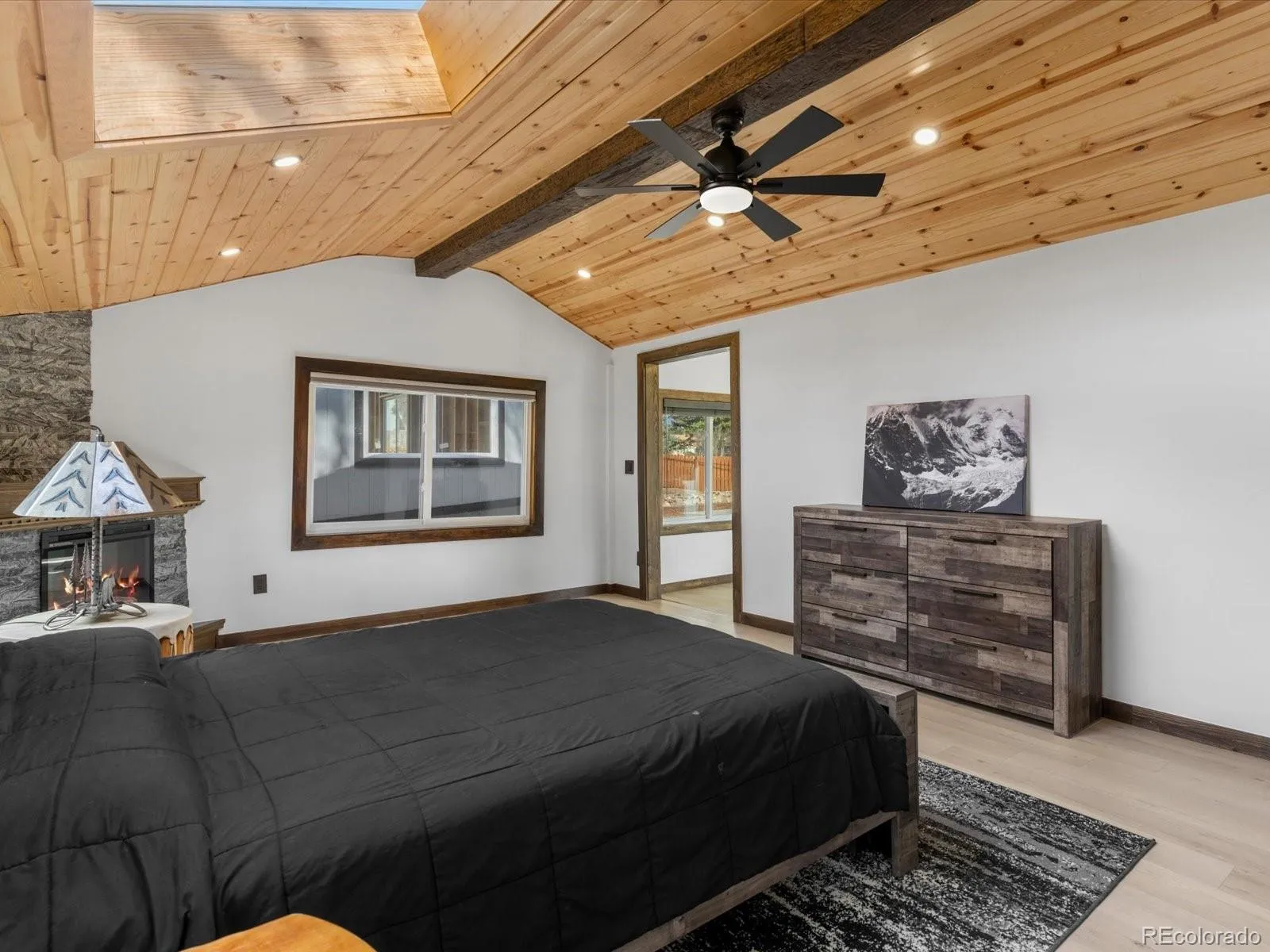 11794 W 13th Avenue Lakewood CO 80401 MLS #REC8490972 04272026194848 1600 21
