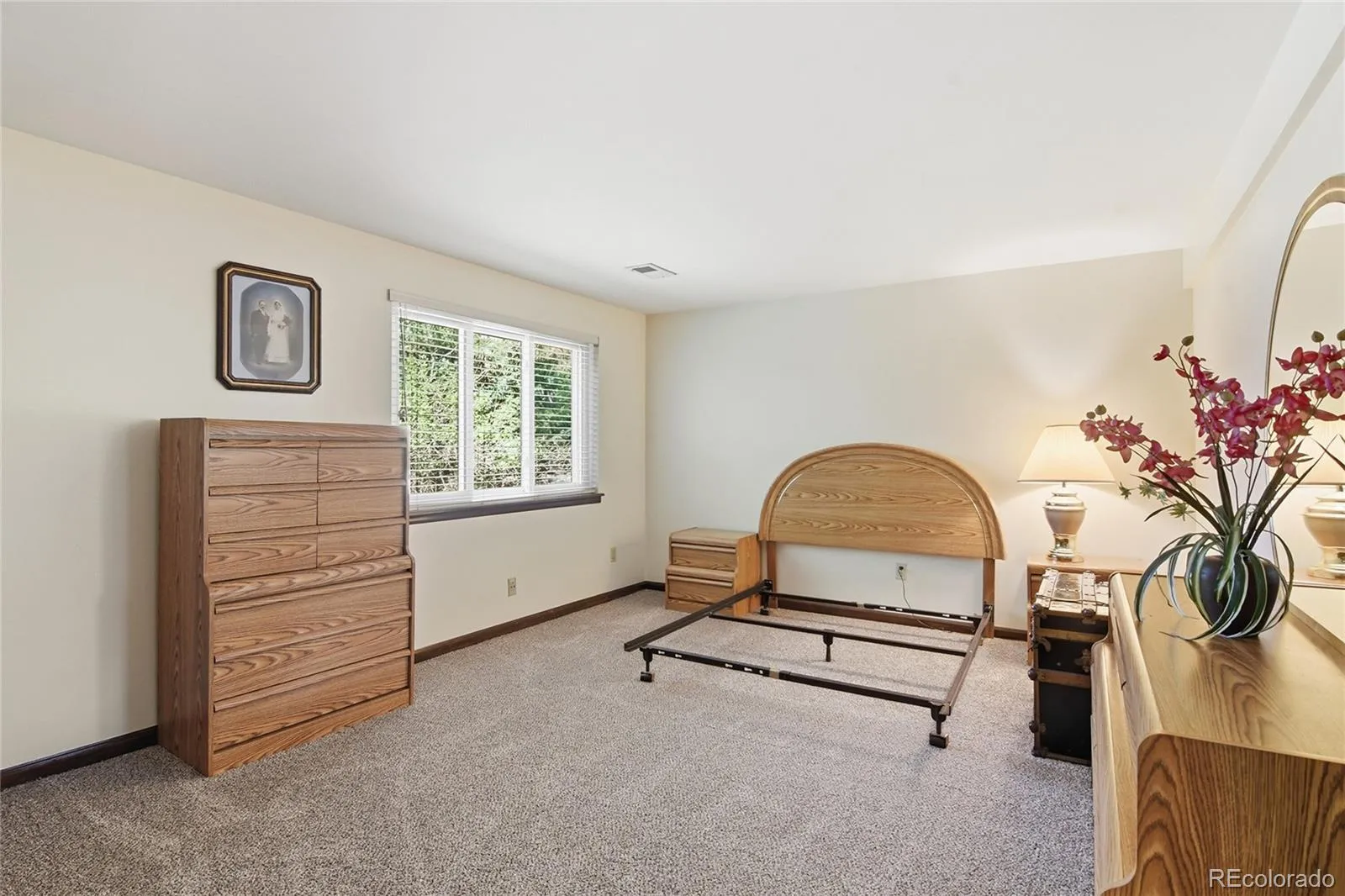 6043 S Glencoe Way Centennial CO 80121 MLS #REC8494161 05202026223330 1600 18