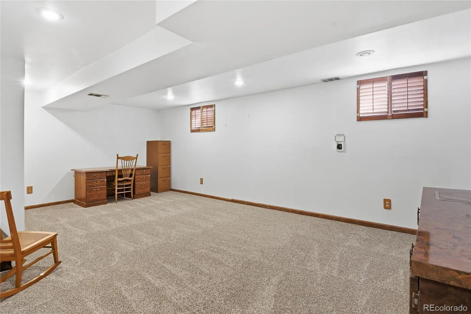 6043 S Glencoe Way Centennial CO 80121 MLS #REC8494161 05202026223330 1600 21