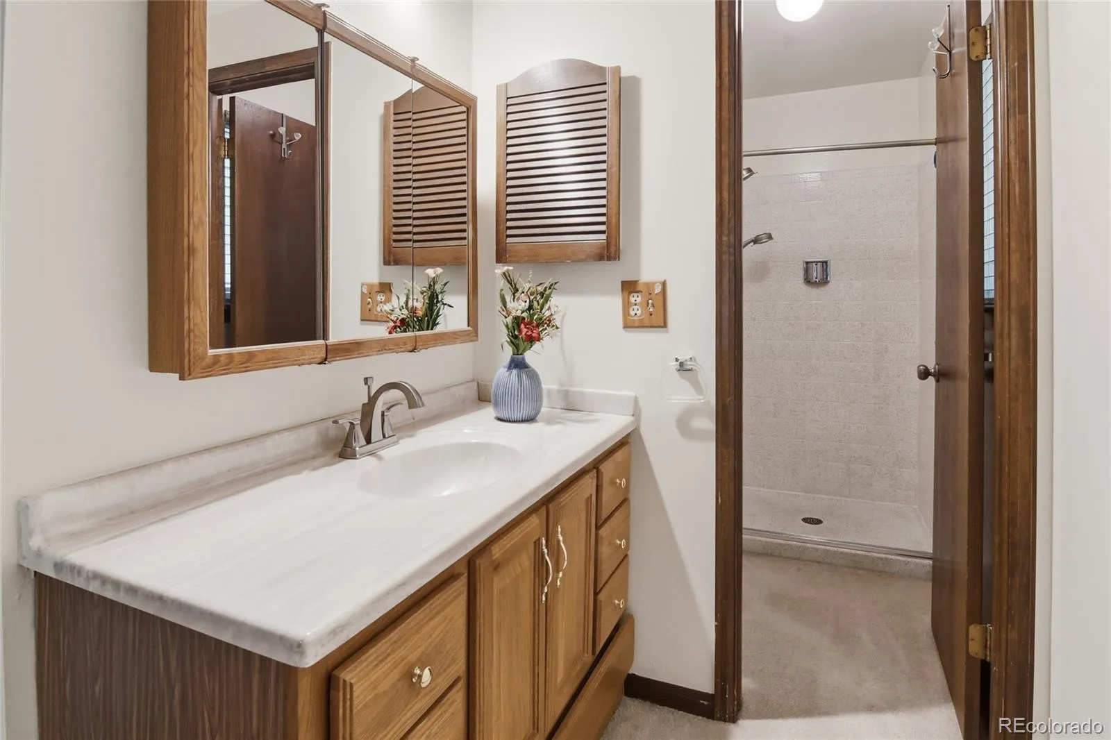 6043 S Glencoe Way Centennial CO 80121 MLS #REC8494161 05202026223330 1600 28