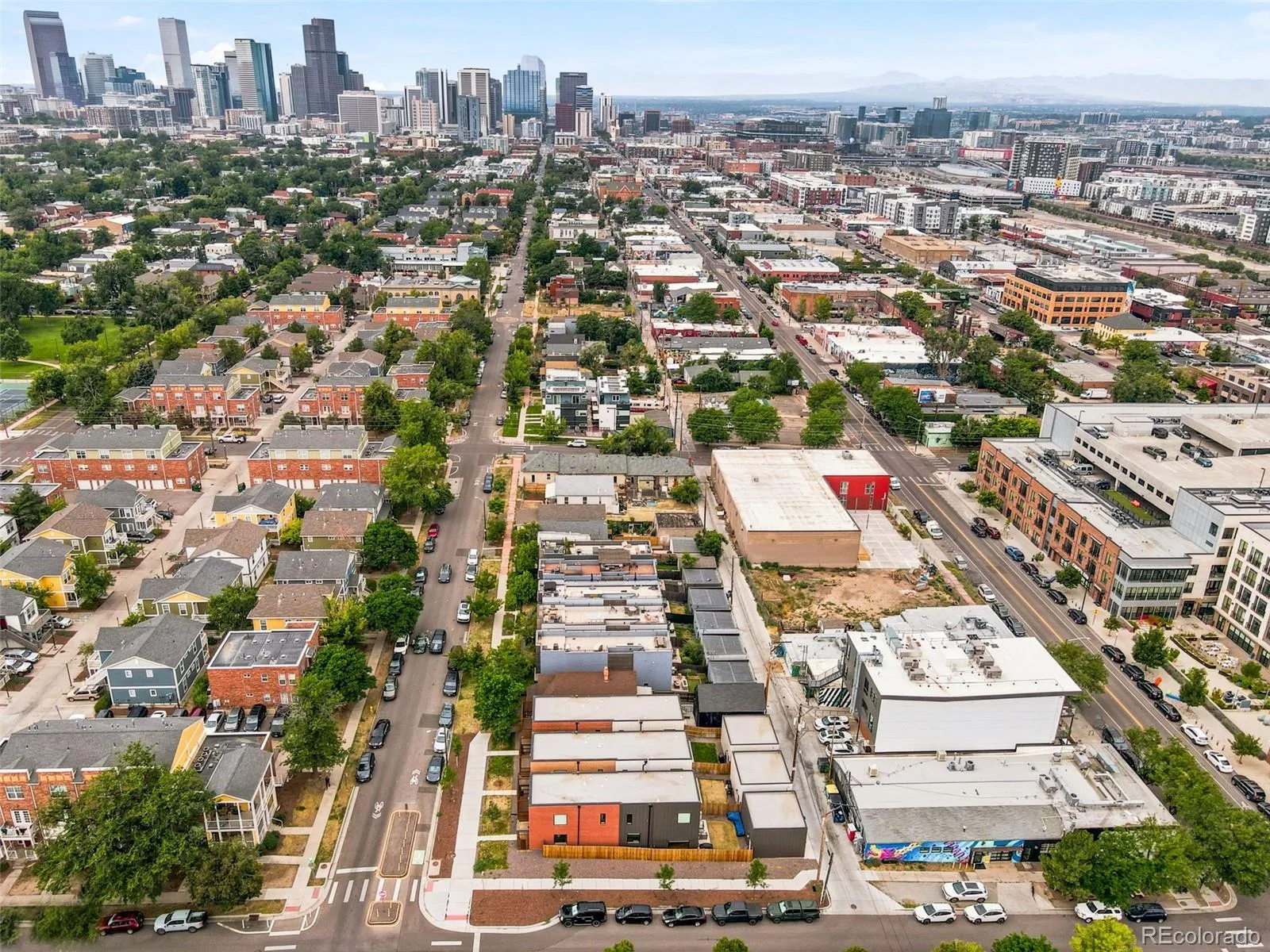 3251 Lawrence Street Denver CO 80205 MLS #REC8497051 07102026154639 1600 31