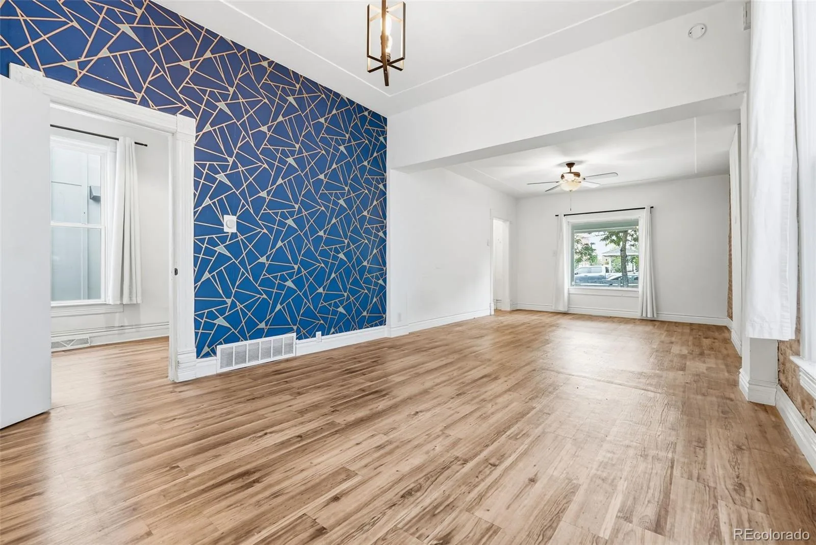 3251 Lawrence Street Denver CO 80205 MLS #REC8497051 07102026154639 1600 5