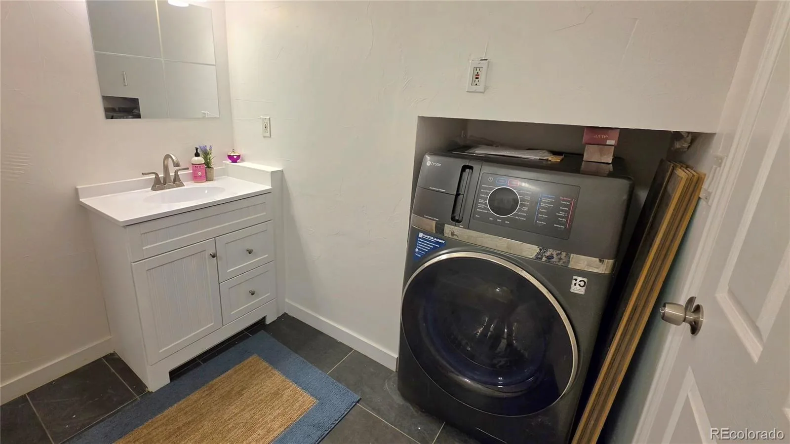1525 S Holly Street #104 Denver CO 80222 MLS #REC8497569 06222026215918 1600 12
