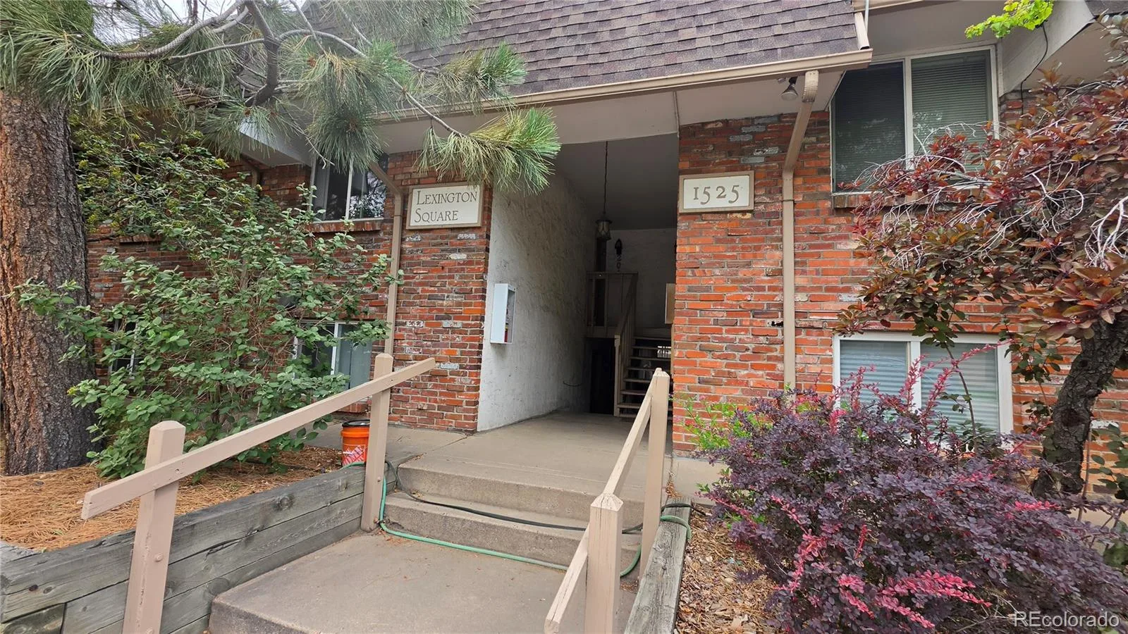1525 S Holly Street #104 Denver CO 80222 MLS #REC8497569 06222026215918 1600 21
