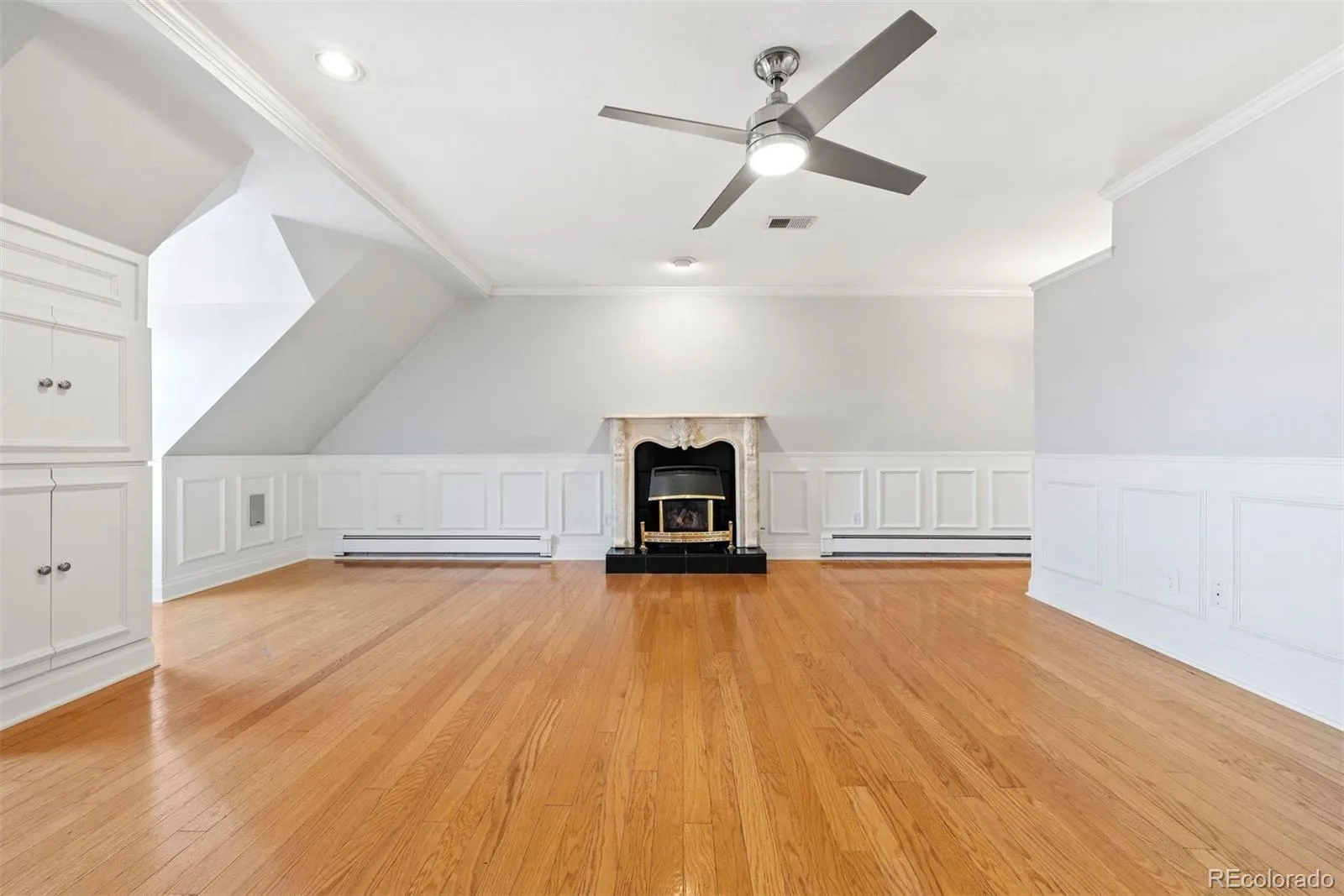 04042026062137 1600 15