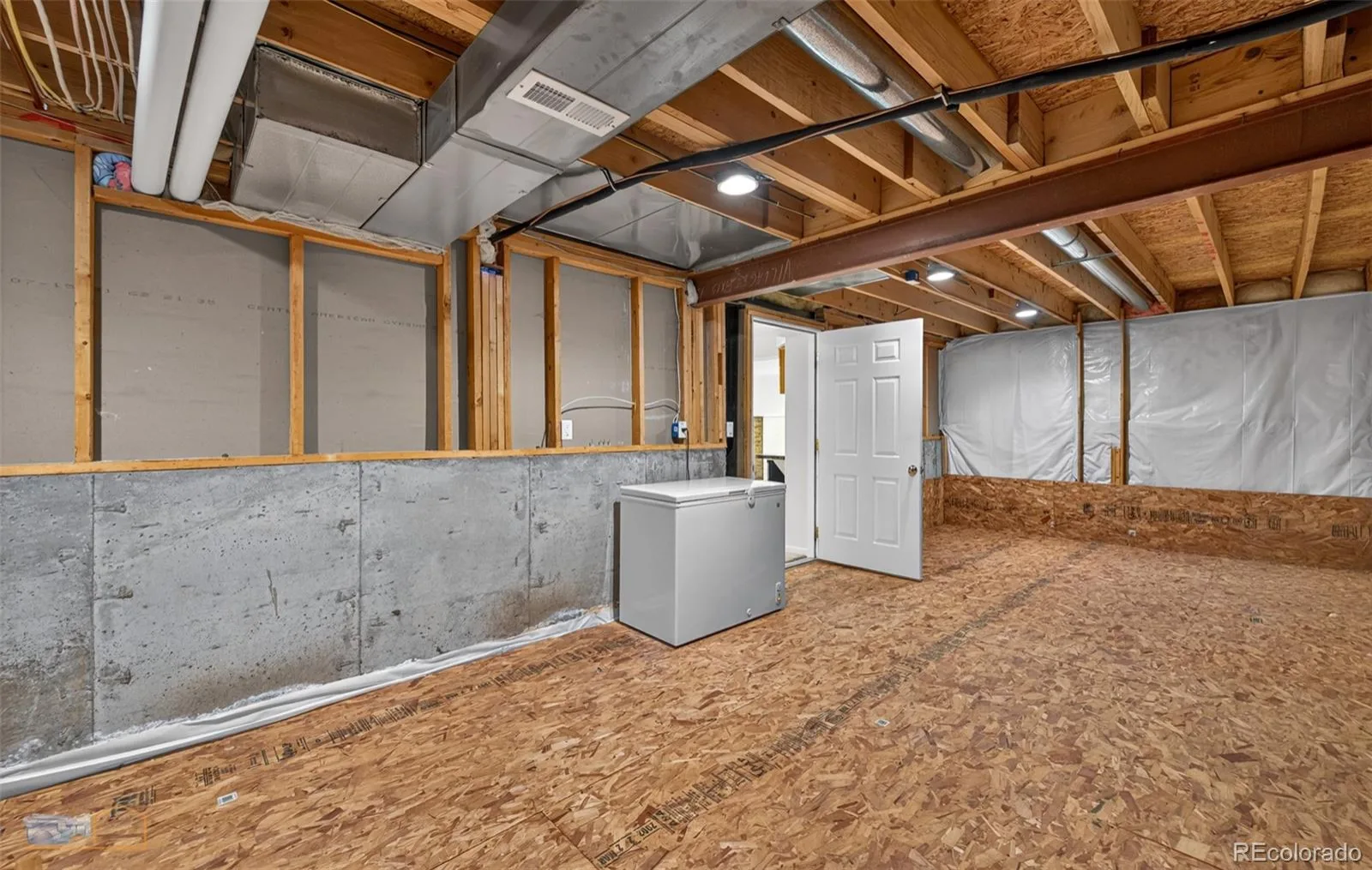 14666 W 68th Place Arvada CO 80004 MLS #REC8499597 07062026201455 1600 39