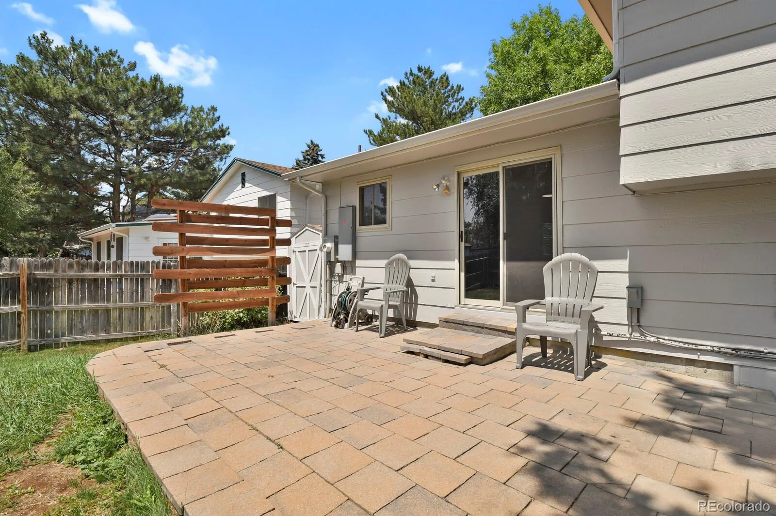 8962 W Temple Place Denver CO 80123 | MLS #REC8500794 08302026010352 1600 31