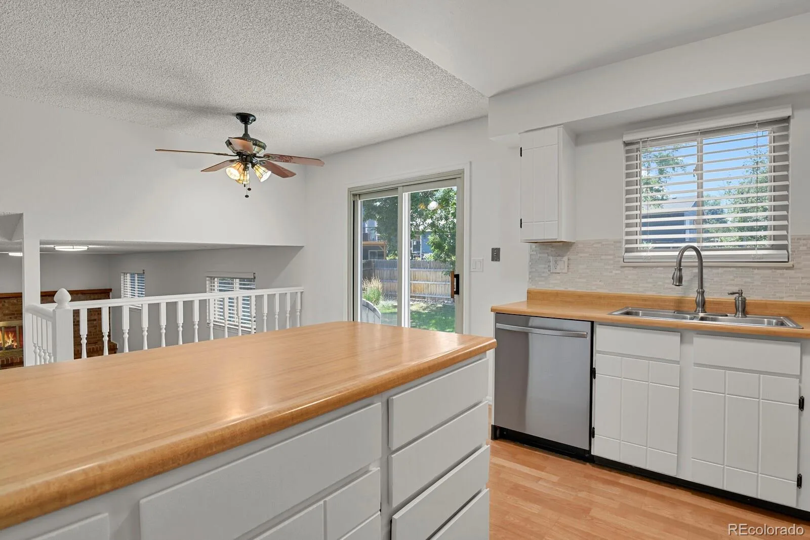 8962 W Temple Place Denver CO 80123 | MLS #REC8500794 08302026010352 1600 9