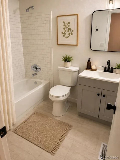 8962 W Temple Place Denver CO 80123 | MLS #REC8500794 08302026010352 480 25