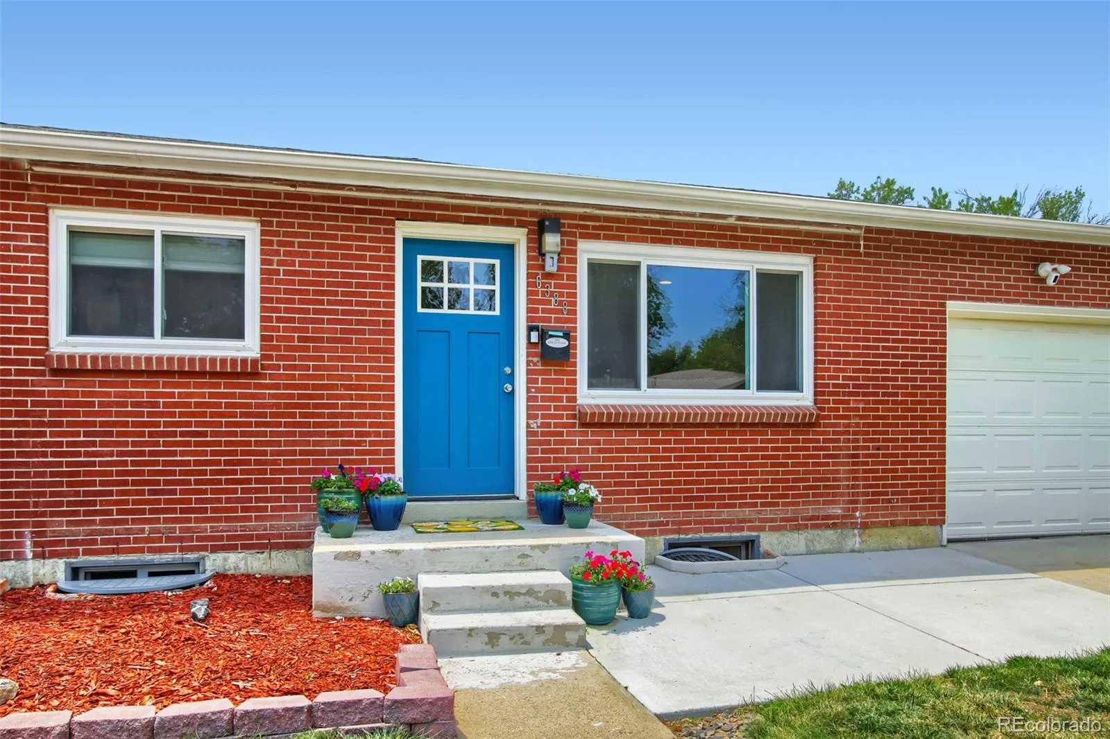 6388 Jellison Way Arvada CO 80004 | MLS #REC8502274 07282026174808 1600 3