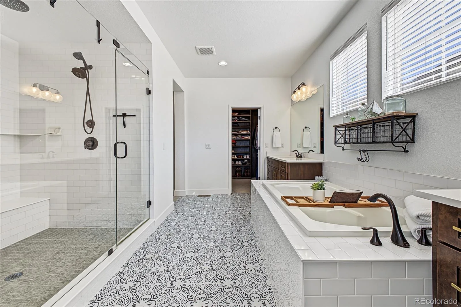 7953 S Kewaunee Way Aurora CO 80016 | MLS #REC8505071 10172026013700 1600 26