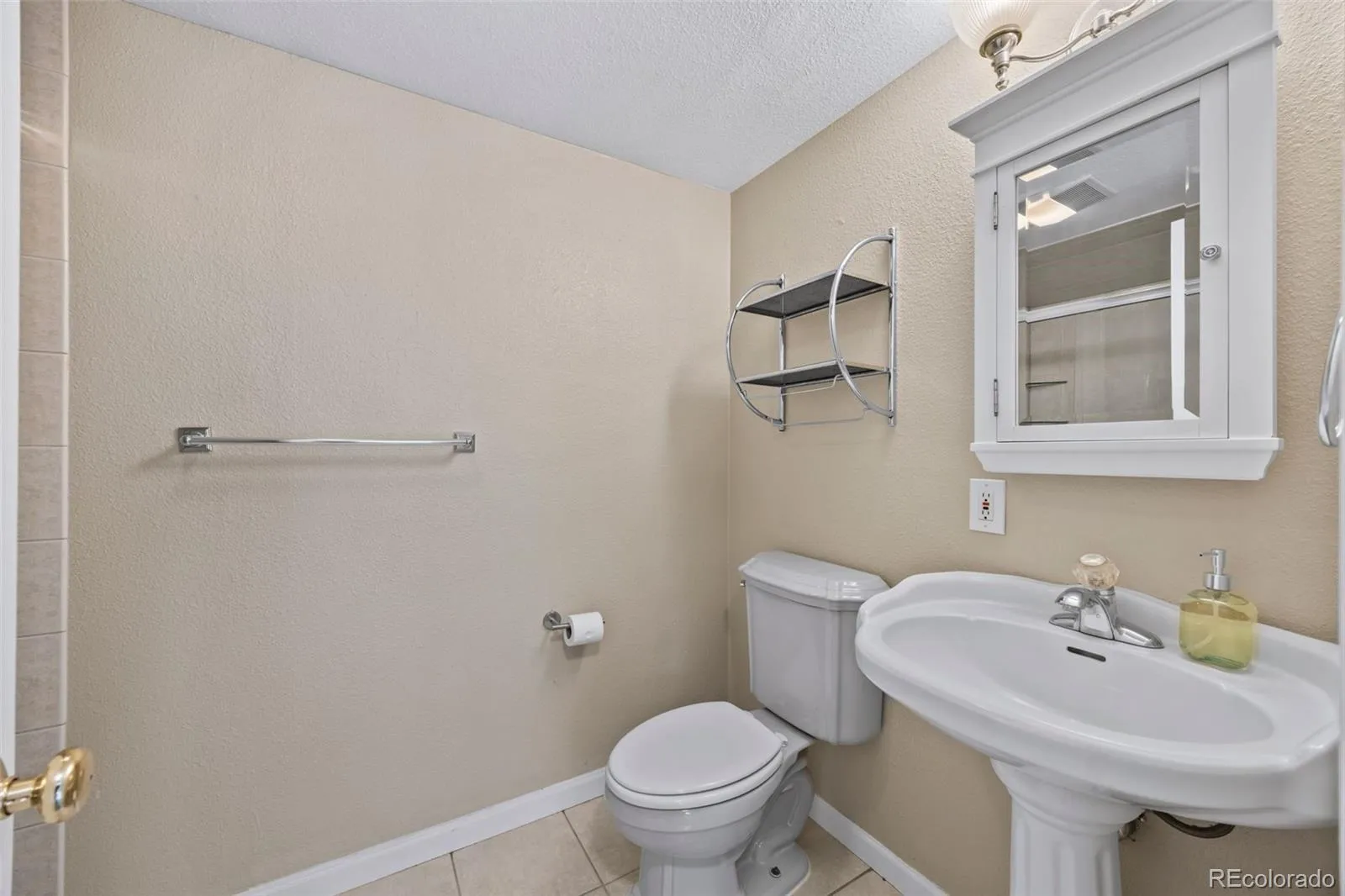 2631 S Newton Street Denver CO 80219 MLS #REC8506569 04302026183219 1600 26