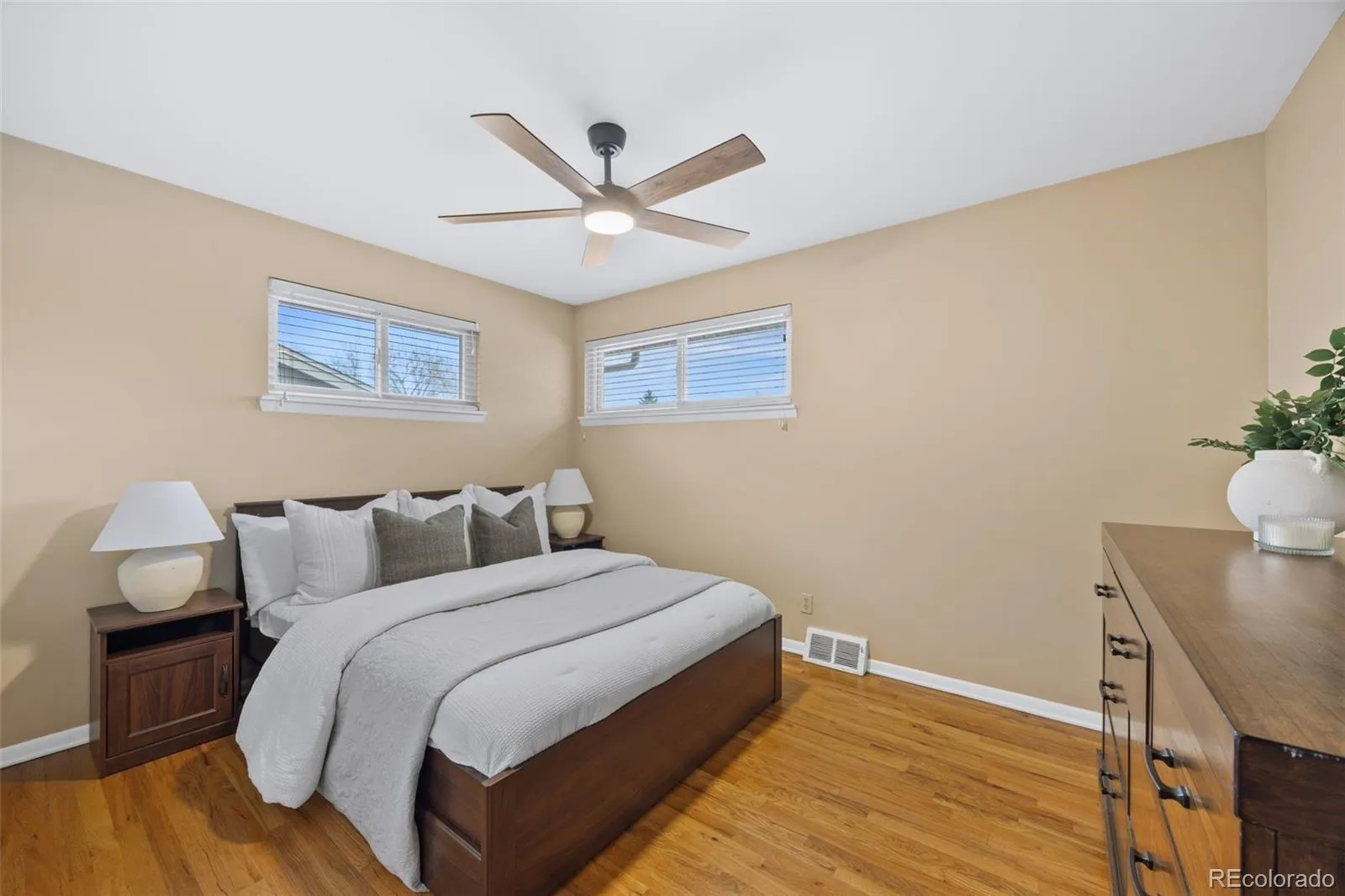 2631 S Newton Street Denver CO 80219 MLS #REC8506569 04302026183219 1600 32