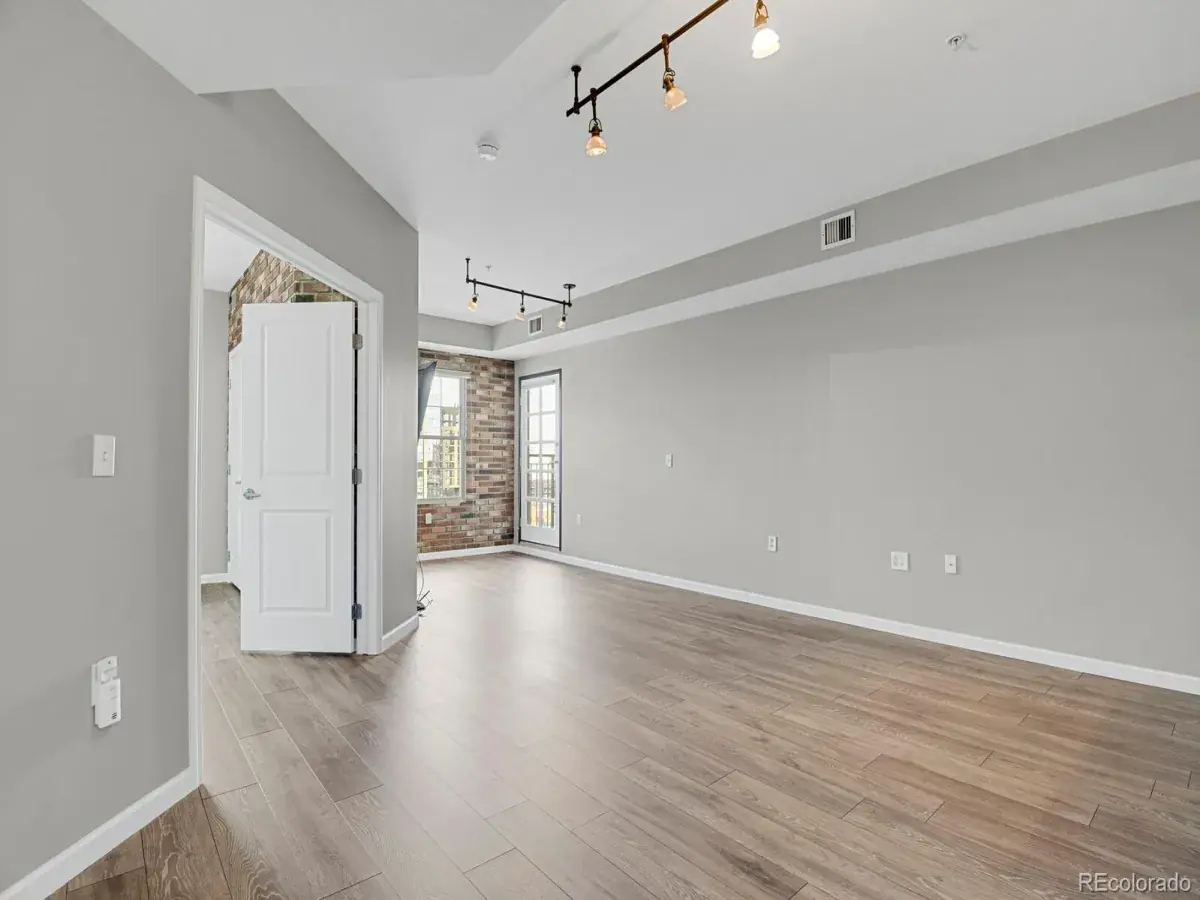 925 N Lincoln Street #8G Denver CO 80203 MLS #REC8510429 02282026000652 1200 5