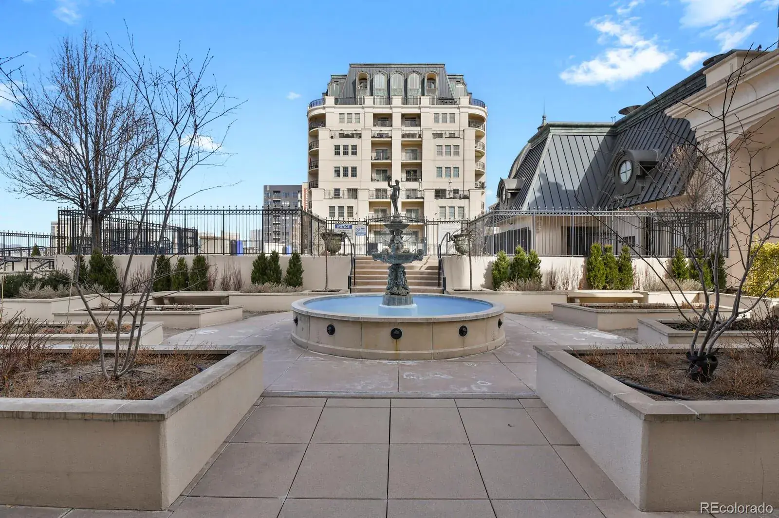 925 N Lincoln Street #8G Denver CO 80203 MLS #REC8510429 02282026000652 1600 26