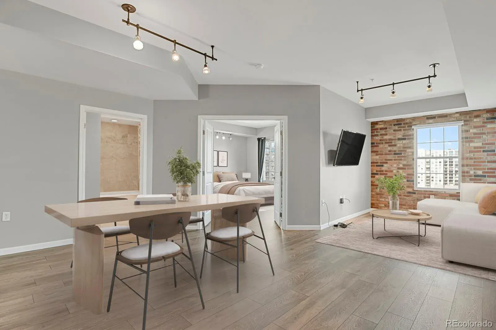 925 N Lincoln Street #8G Denver CO 80203 MLS #REC8510429 02282026000652 1600 6