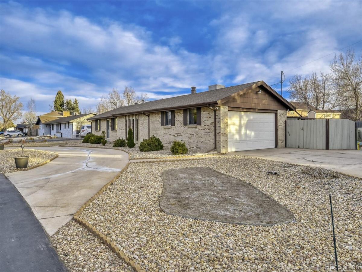 10220 Carmody Lane Lakewood CO 80227 | MLS #REC8512068 MLS #REC8512068 image #0