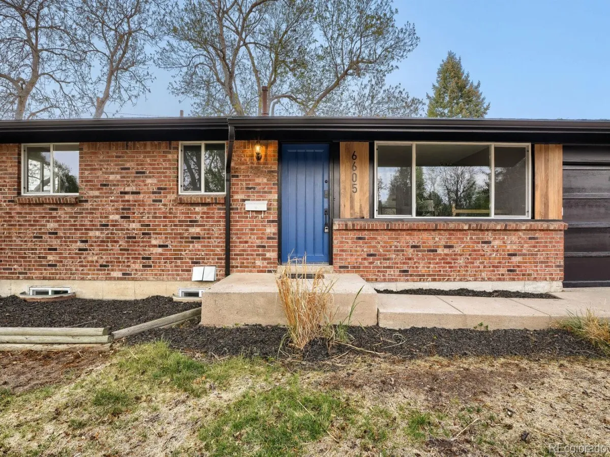 6605 E Louisiana Avenue Denver CO 80224 MLS #REC8514160 04302026190824 1200 1