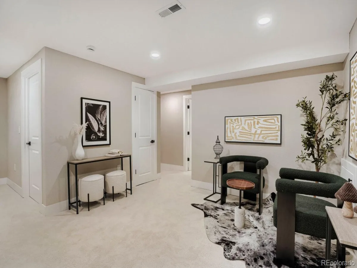 6605 E Louisiana Avenue Denver CO 80224 MLS #REC8514160 04302026190824 1200 18