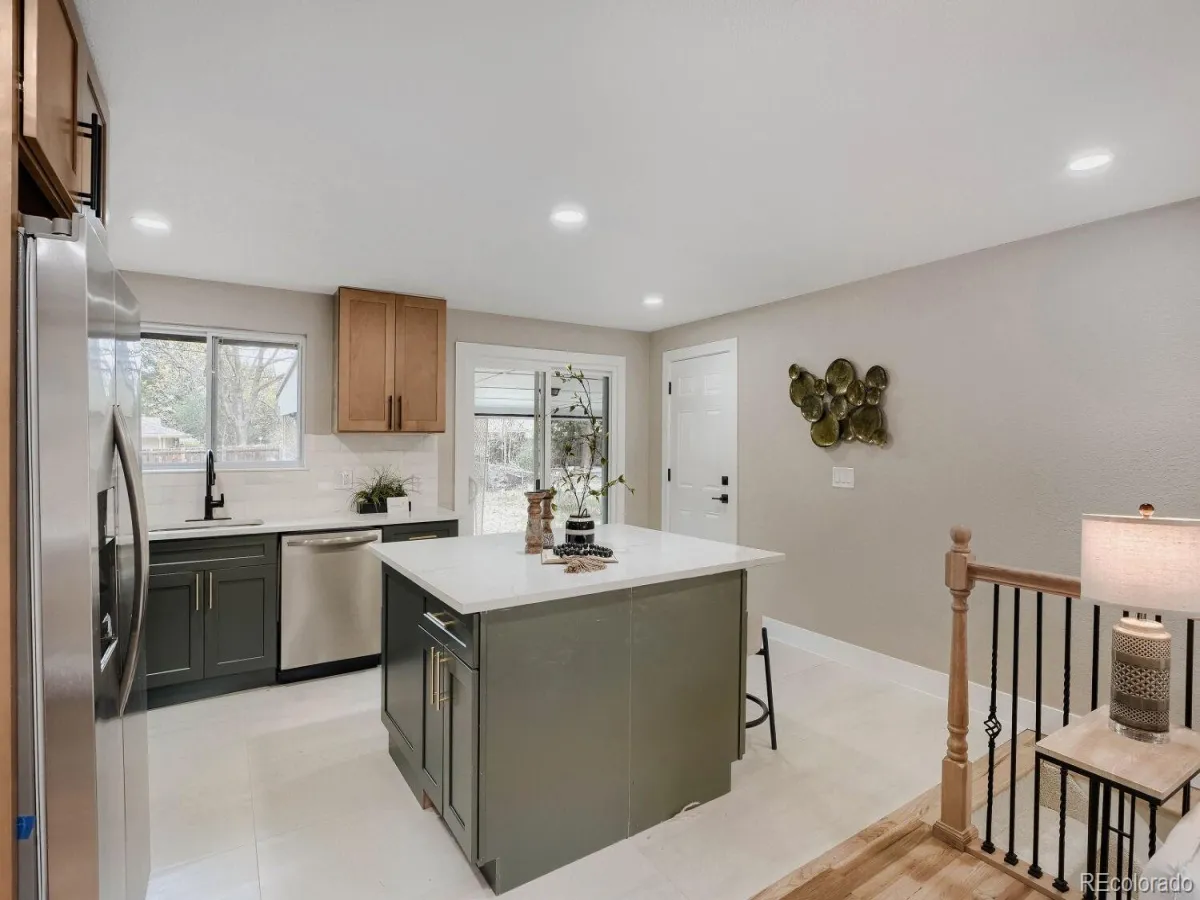 6605 E Louisiana Avenue Denver CO 80224 MLS #REC8514160 04302026190824 1200 7