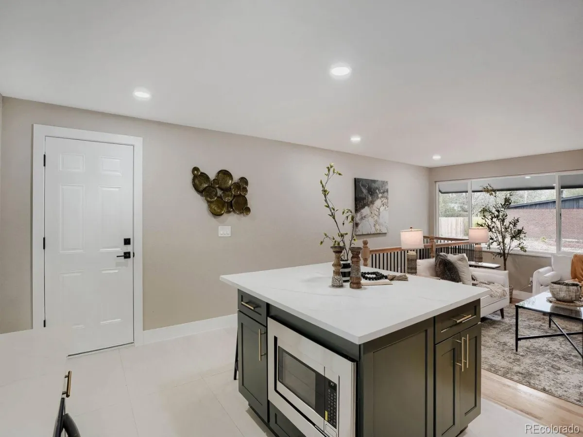 6605 E Louisiana Avenue Denver CO 80224 MLS #REC8514160 04302026190824 1200 8