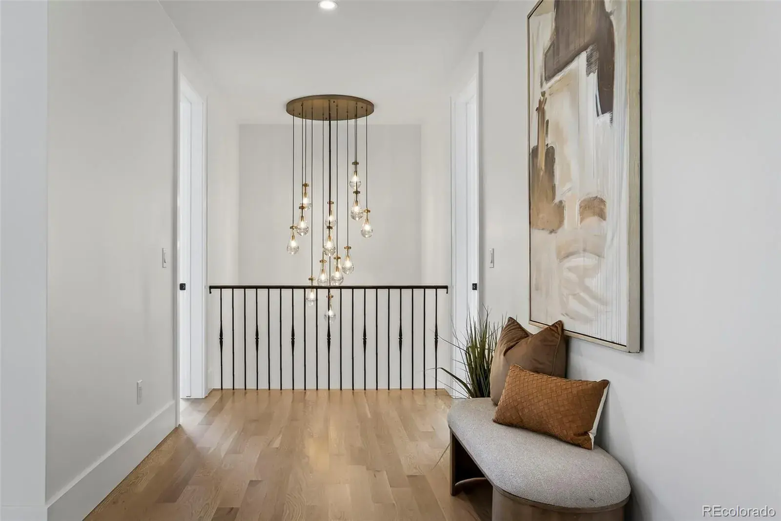 11052025204245 1600 39