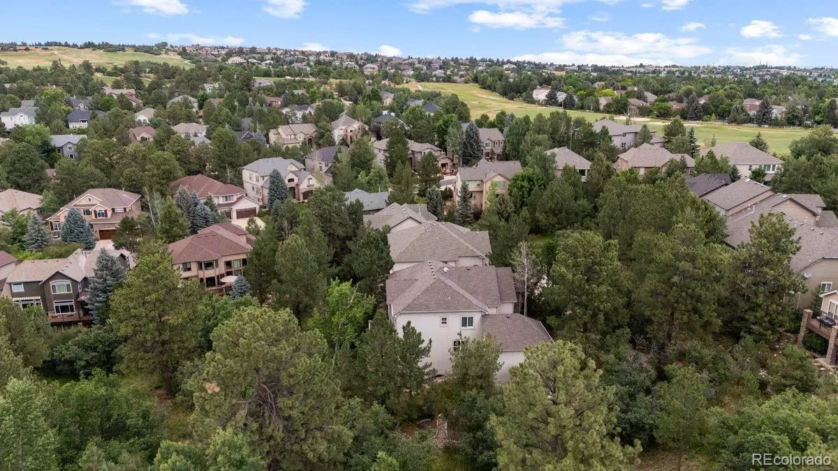 906 Greenridge Lane Castle Pines CO 80108 MLS #REC8515552 03112026185645 1200 40