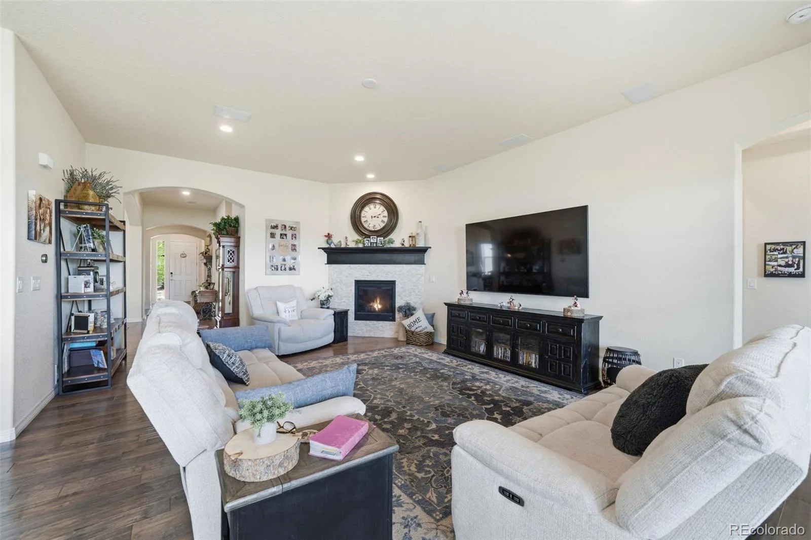 8057 Tamarac Court Thornton CO 80602 | MLS #REC8517561 06012026191300 1600 10