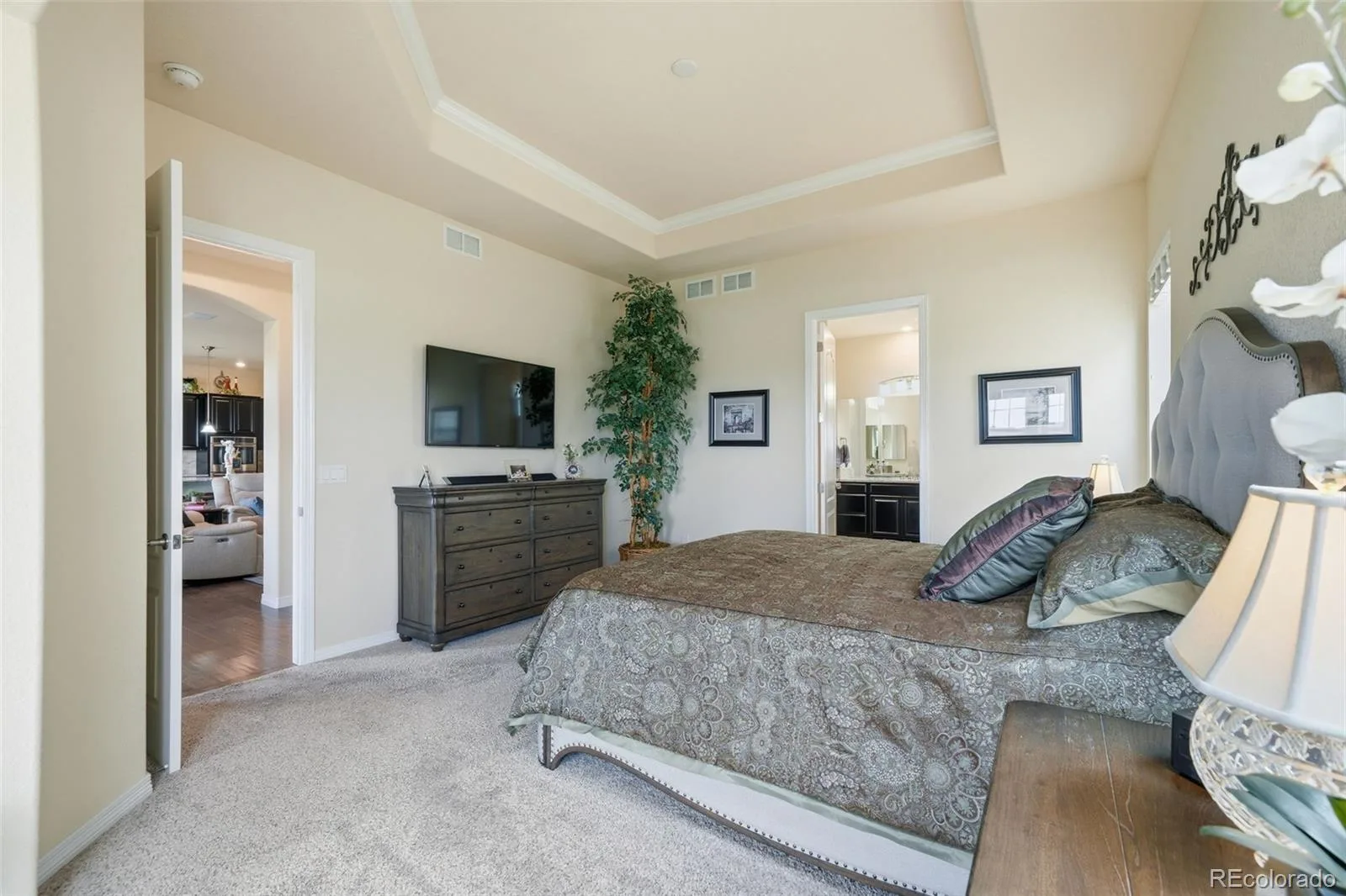 8057 Tamarac Court Thornton CO 80602 | MLS #REC8517561 06012026191300 1600 23