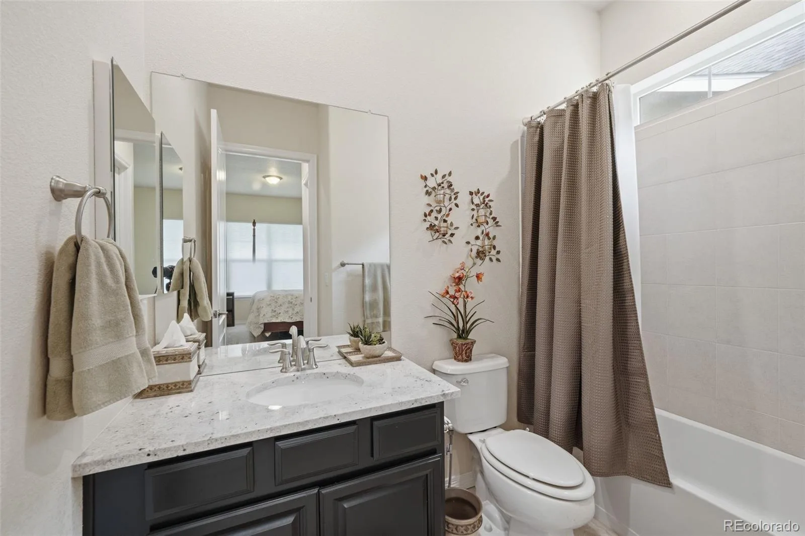 8057 Tamarac Court Thornton CO 80602 | MLS #REC8517561 06012026191300 1600 6