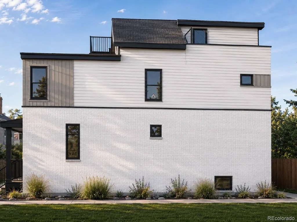 1317 S University Boulevard Denver CO 80210 | MLS #REC8517849 08182026231458 1024 45