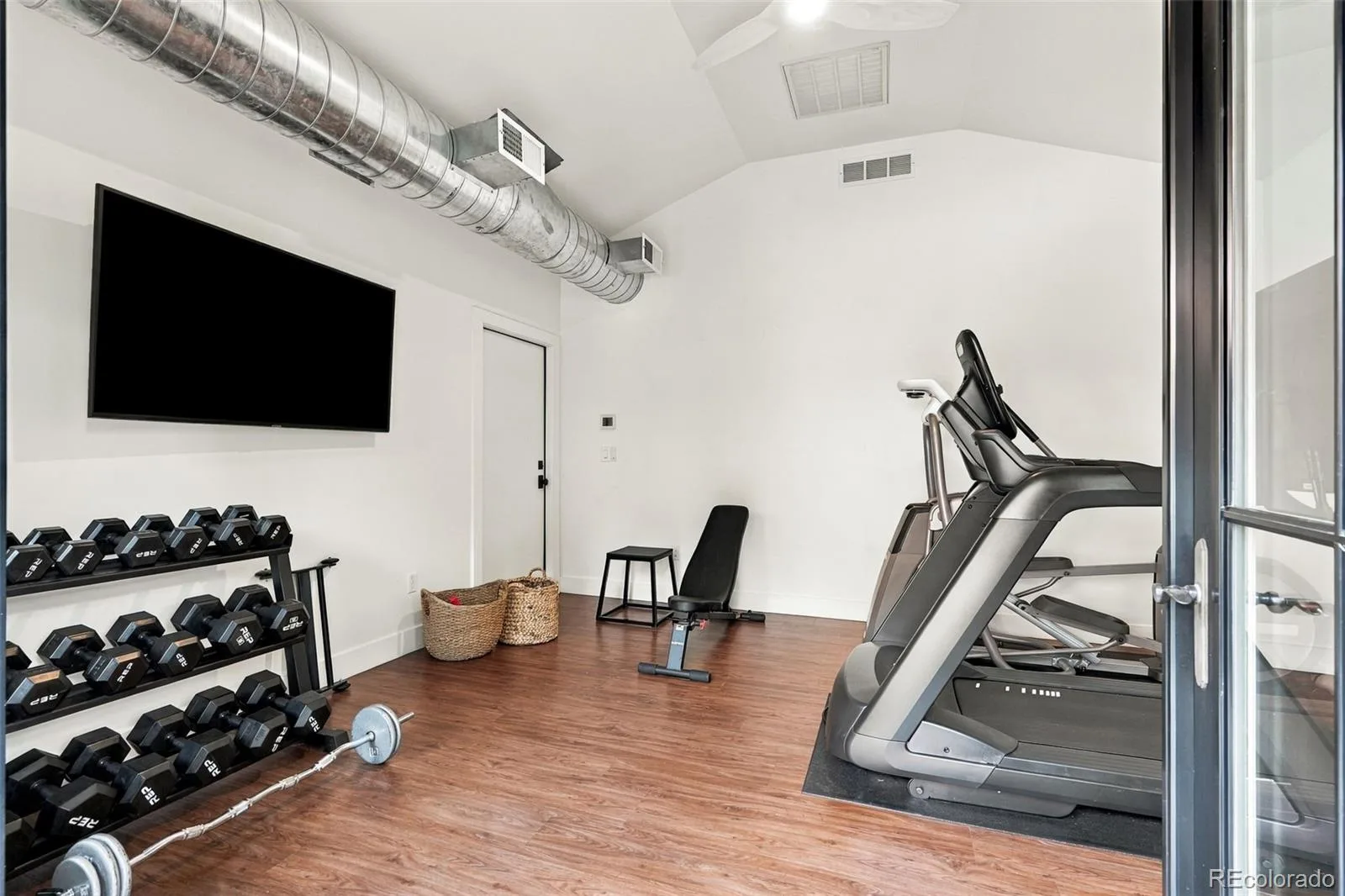 1134 S York Street Denver CO 80210 | MLS #REC8518113 10072026154920 1600 43