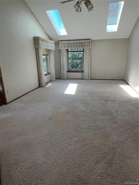 5698 S Olathe Lane Centennial CO 80015 MLS #REC8518378 06132026172144 800 13