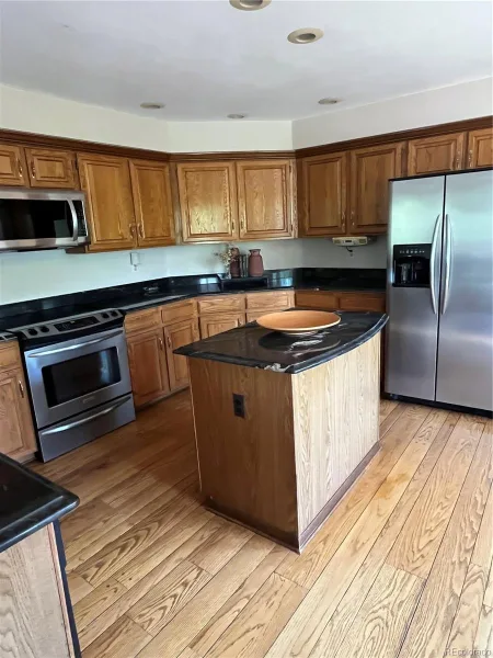 5698 S Olathe Lane Centennial CO 80015 MLS #REC8518378 06132026172144 800 6