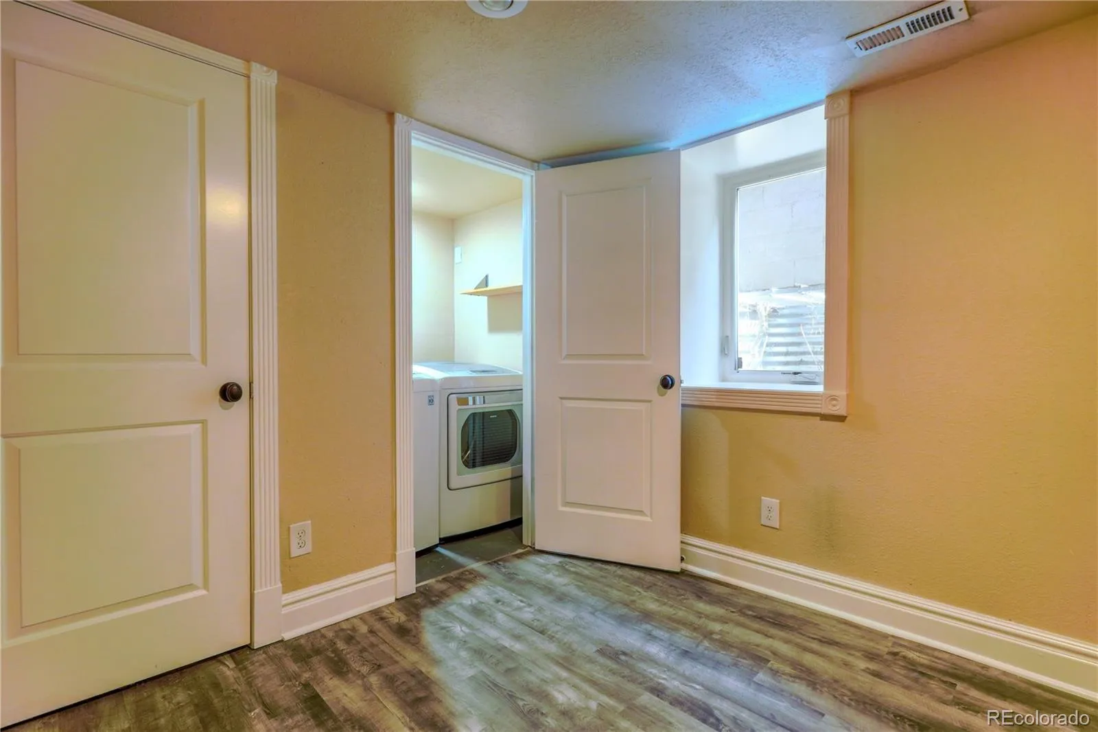 360 Inca Street Denver CO 80223 MLS #REC8519617 05072026190631 1600 23
