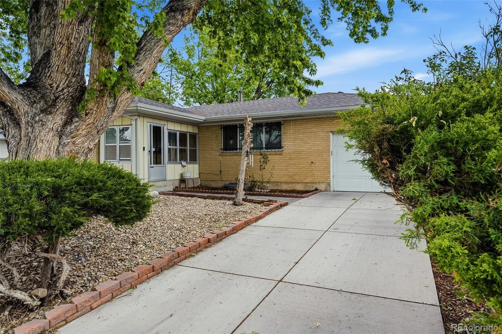 5020 Troy Street Denver CO 80239 | MLS #REC8520864 08282026144643 1600 2