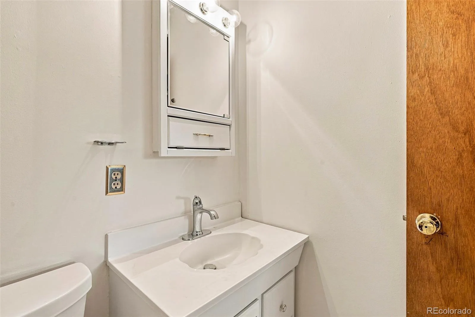 5020 Troy Street Denver CO 80239 | MLS #REC8520864 08282026144643 1600 34