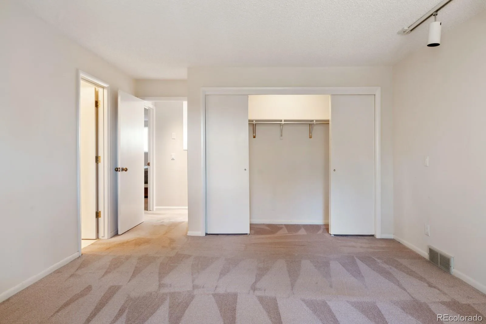 10691 Tomichi Drive Franktown CO 80116 MLS #REC8521931 07162026234912 1600 24