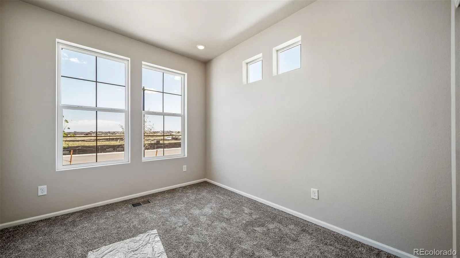 4858 N Sicily Court Aurora CO 80019 | MLS #REC8522515 07242026193909 1600 14