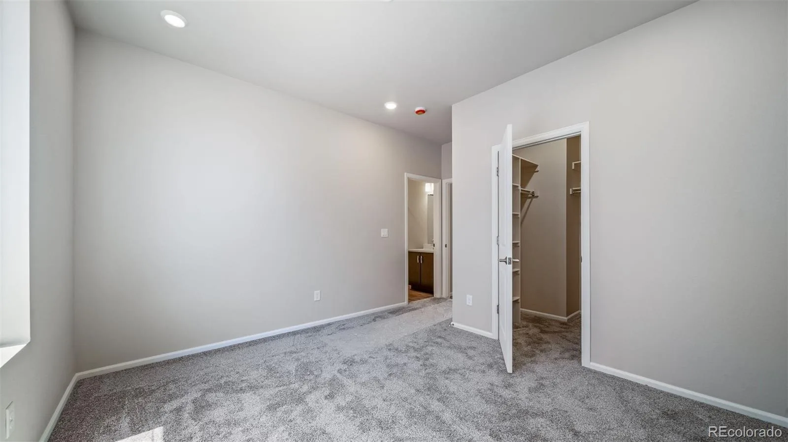 4858 N Sicily Court Aurora CO 80019 | MLS #REC8522515 07242026193909 1600 15
