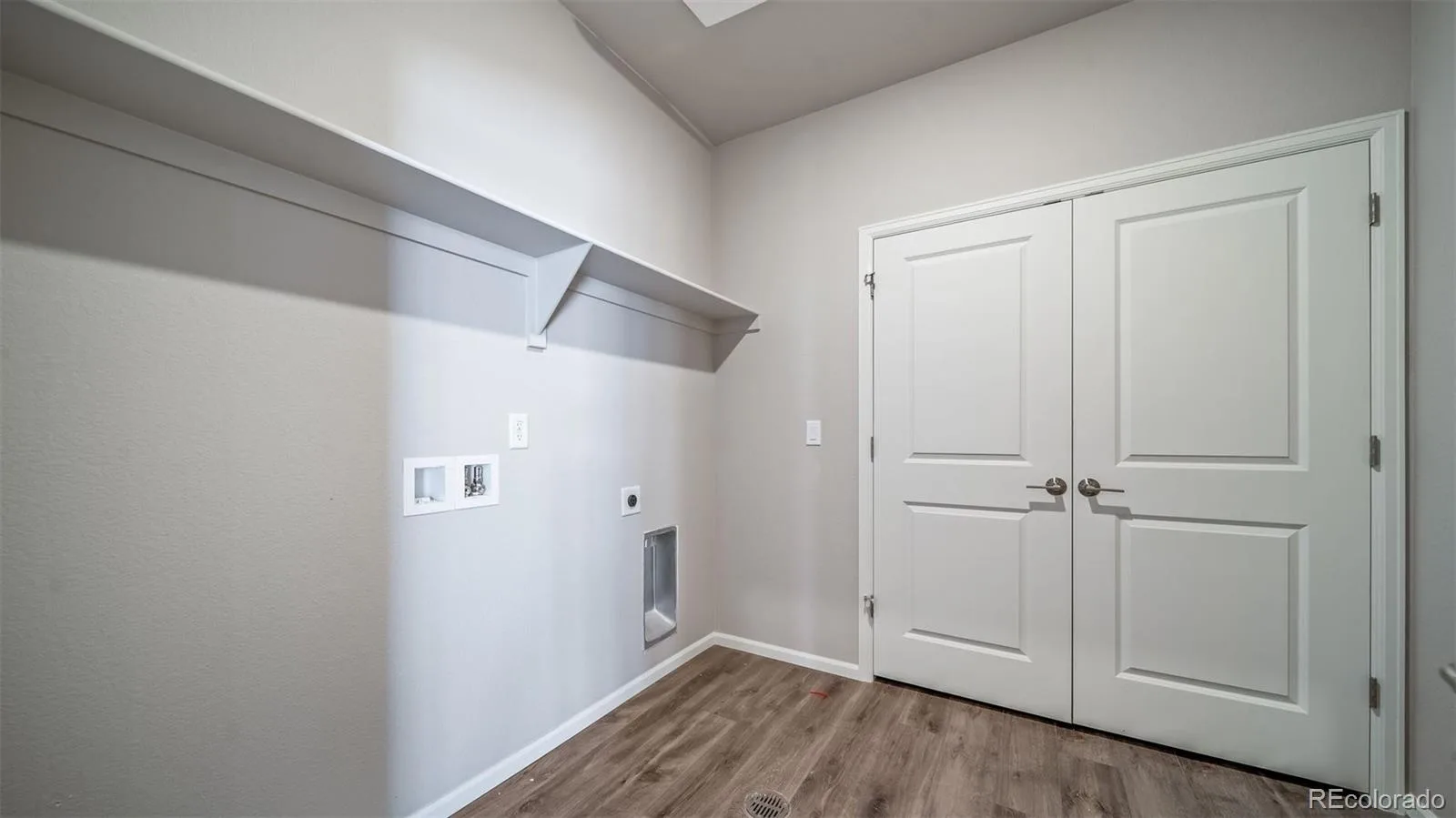 4858 N Sicily Court Aurora CO 80019 | MLS #REC8522515 07242026193909 1600 25