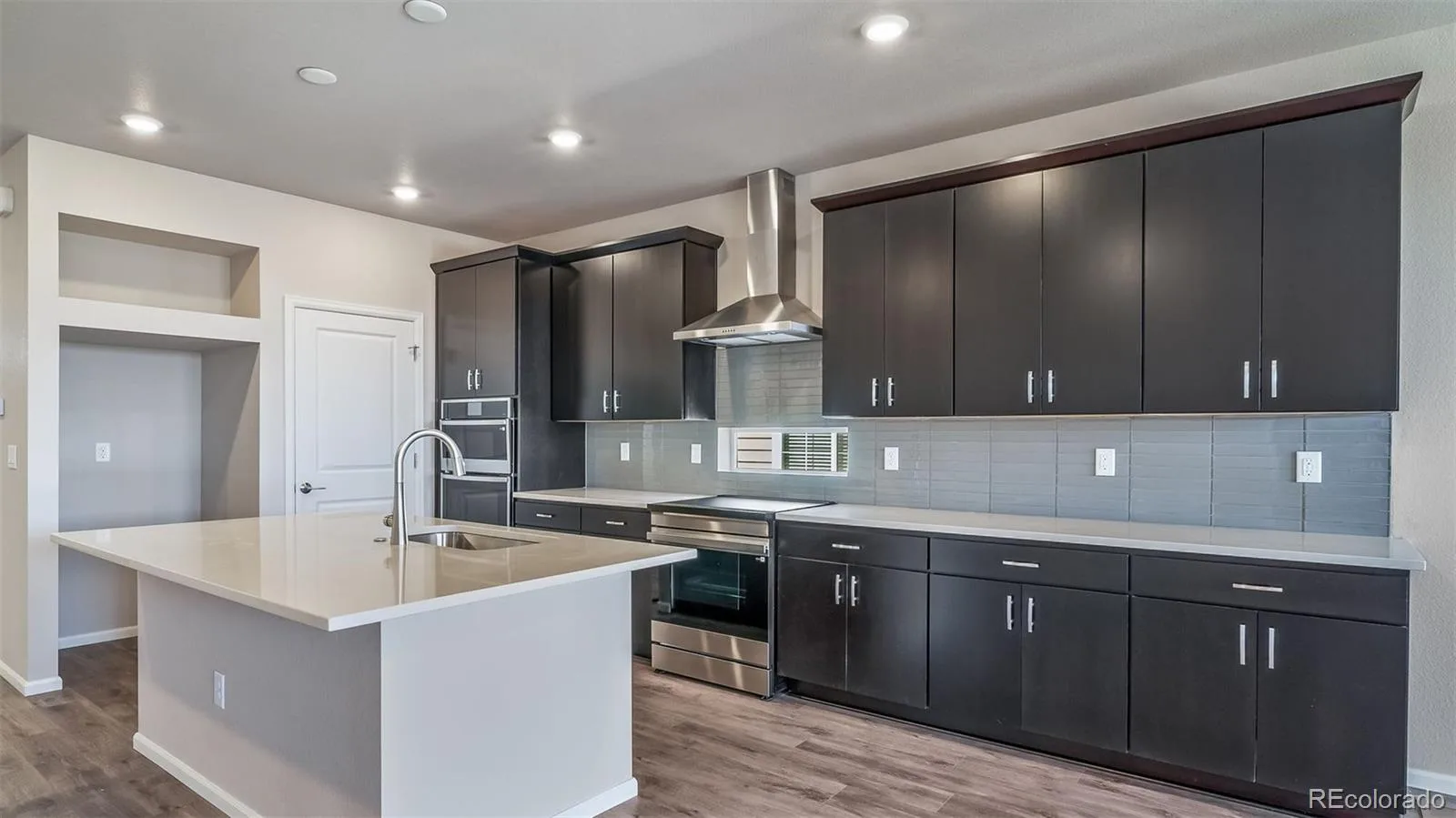4858 N Sicily Court Aurora CO 80019 | MLS #REC8522515 07242026193909 1600 5
