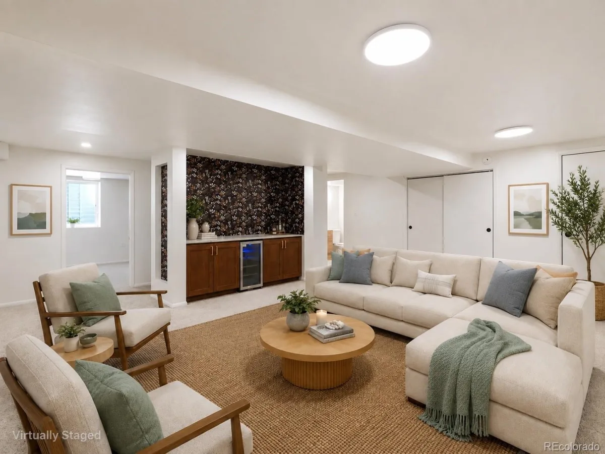 4000 S Spruce Street Denver CO 80237 | MLS #REC8522734 08262026021720 1200 28