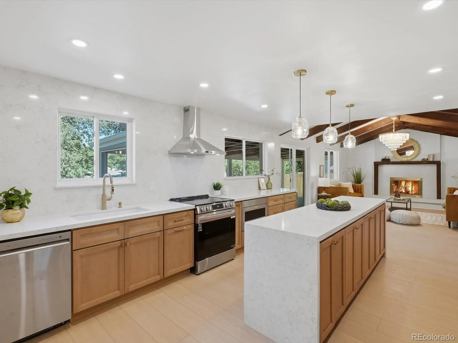 4000 S Spruce Street Denver CO 80237 | MLS #REC8522734 08262026021720 1600 12